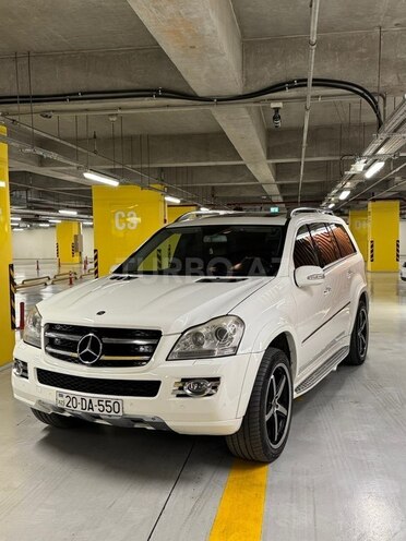 Mercedes GL 500 4MATIC-15