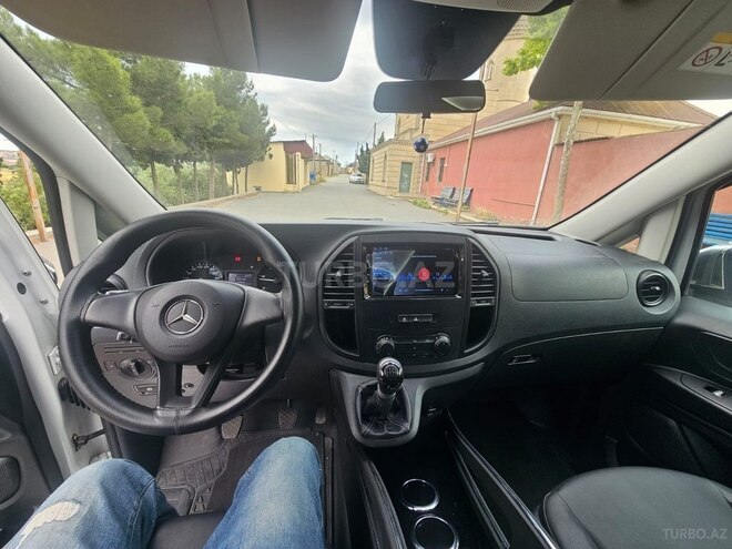 Mercedes Vito 111 CDI-13
