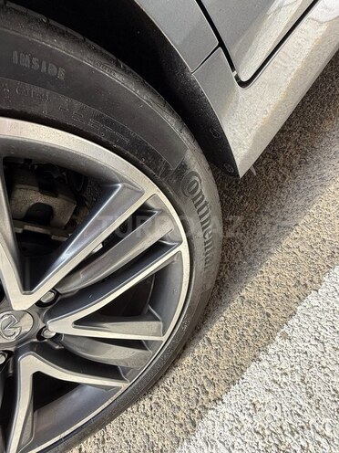 Infiniti Q50-7
