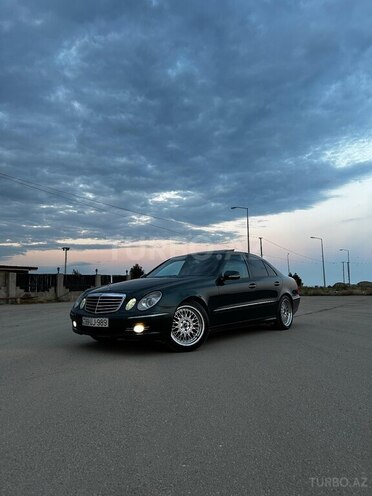 Mercedes E 200-3