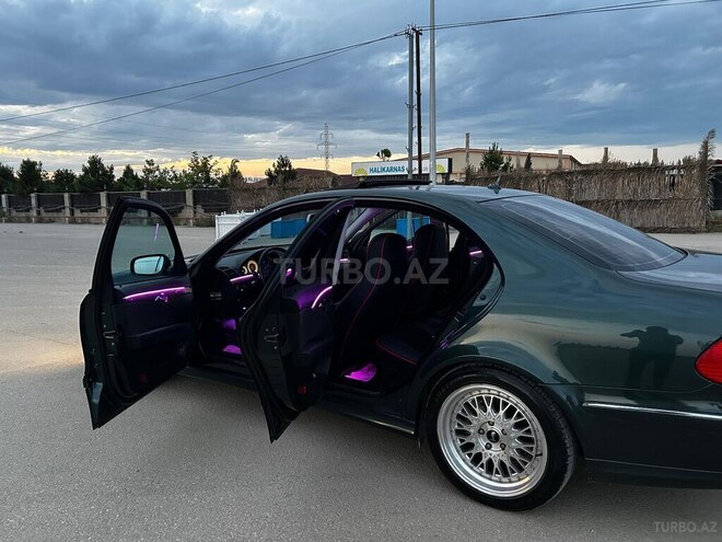 Mercedes E 200-7