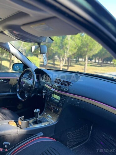Mercedes E 200-8