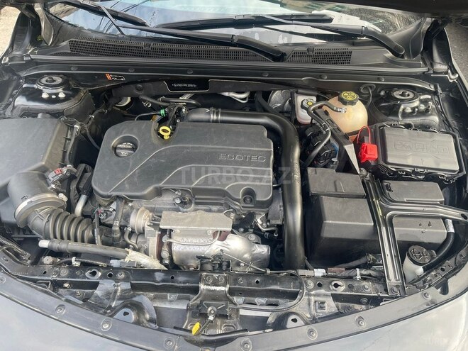 Chevrolet Malibu-2