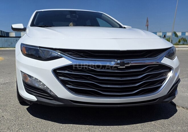 Chevrolet Malibu-8