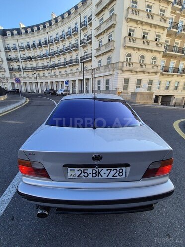 BMW 518-2