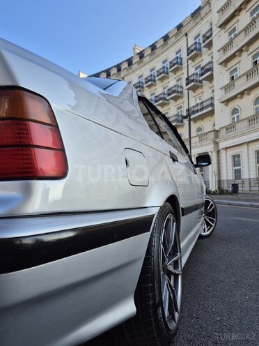 BMW 518-6