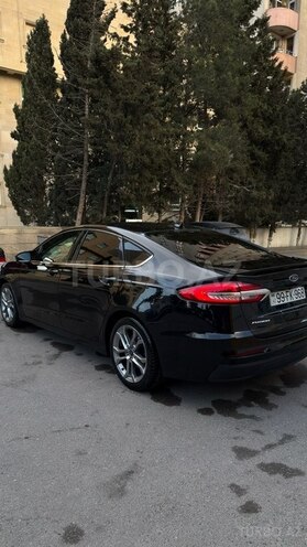 Ford Fusion (North America)-5