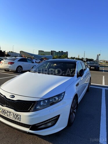 Kia Optima-3