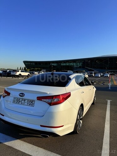Kia Optima-5