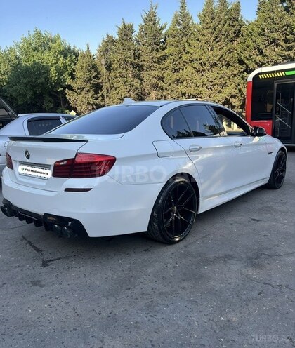 BMW 528-2