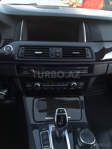 BMW 528-8