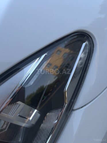 BMW 528-10