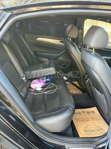 Hyundai Sonata-10