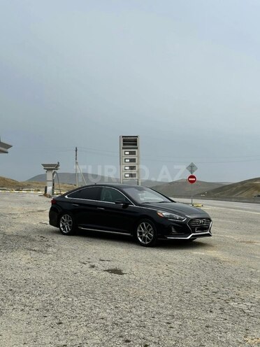 Hyundai Sonata-2