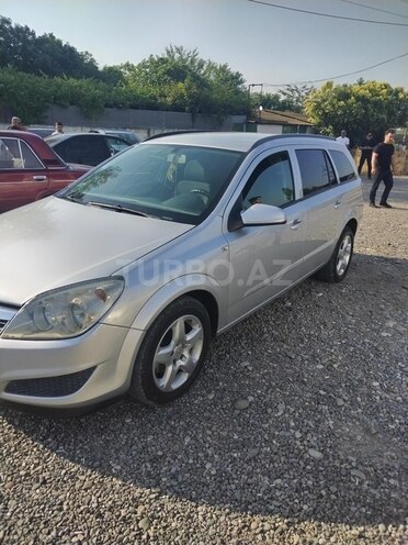 Opel Astra-2