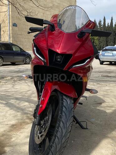 Yamaha R15 V4-5