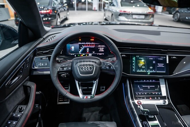 Audi SQ8-17