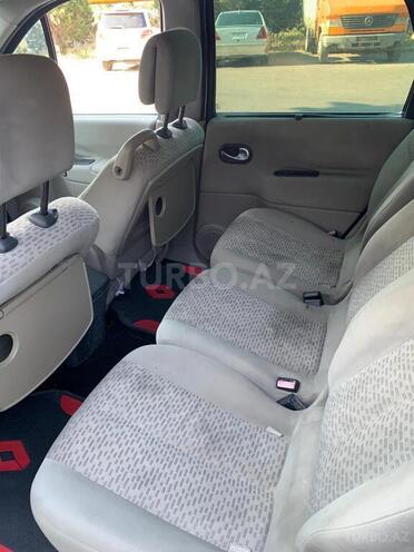 Renault Scenic-5