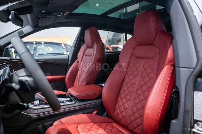 Audi SQ8-14