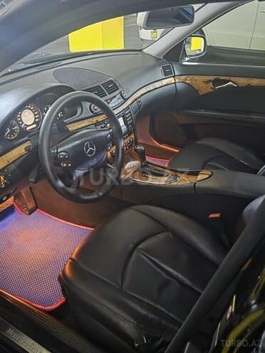 Mercedes E 220-9