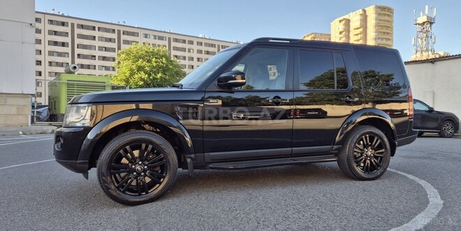 Land Rover Discovery-4