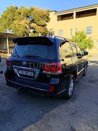 Toyota Land Cruiser-19