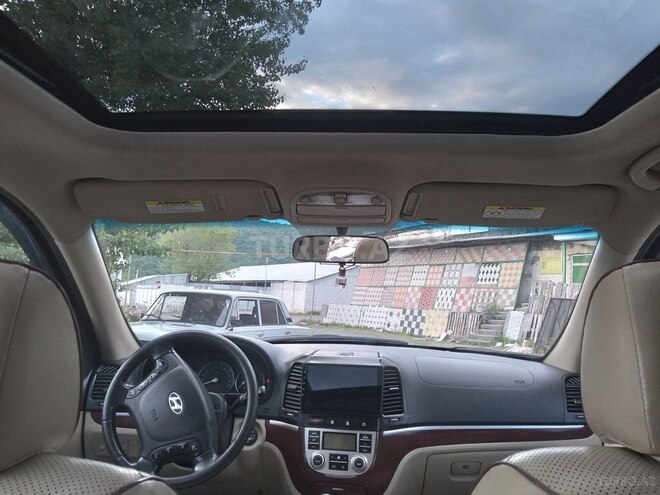 Hyundai Santa Fe-10
