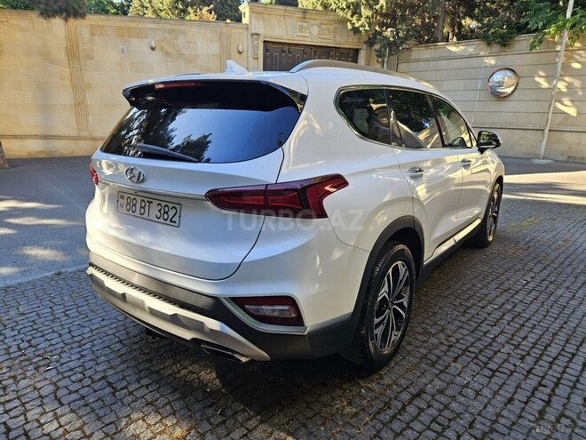 Hyundai Santa Fe-8