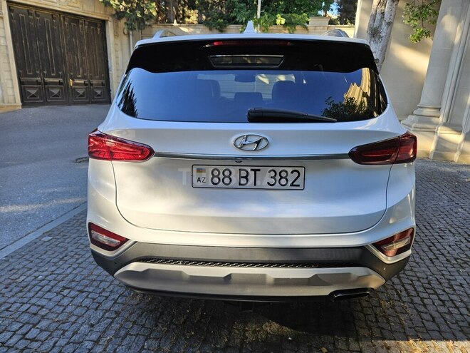 Hyundai Santa Fe-7