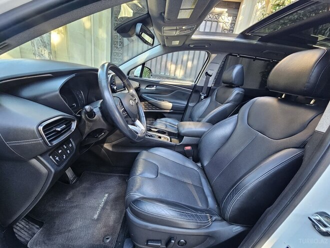 Hyundai Santa Fe-17