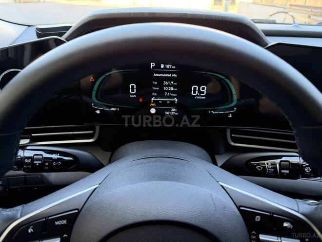 Hyundai Elantra-7