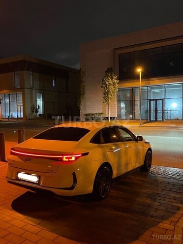 Changan Qiyuan A05-3