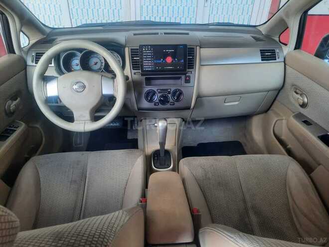 Nissan Tiida-7