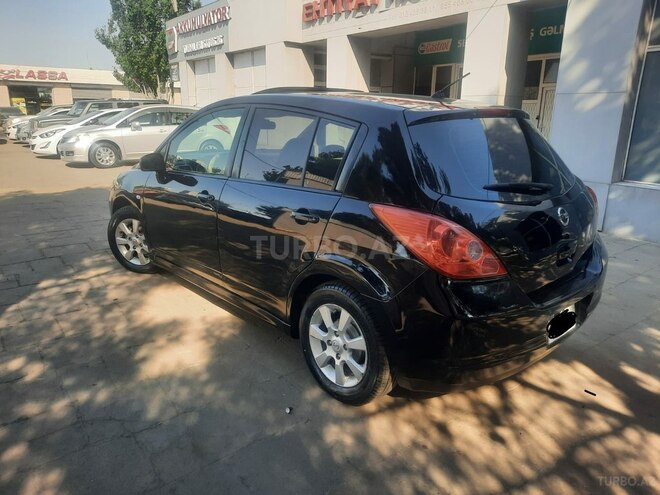 Nissan Tiida-6