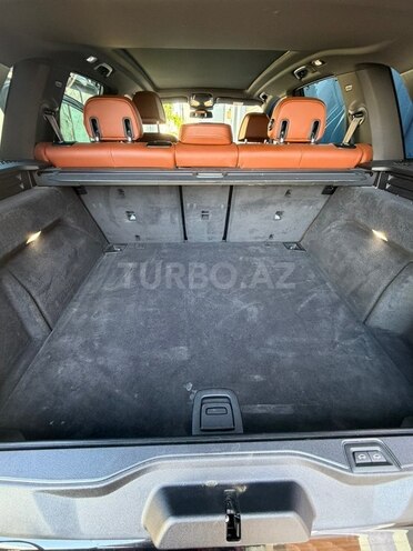 BMW X5-8