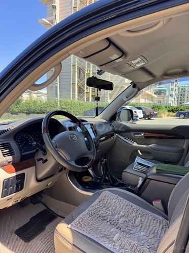 Toyota Land Cruiser Prado-6