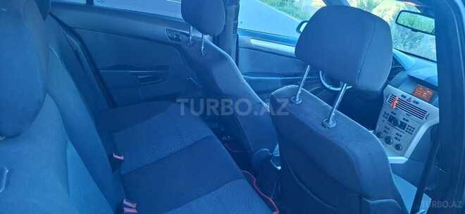 Opel Astra-2