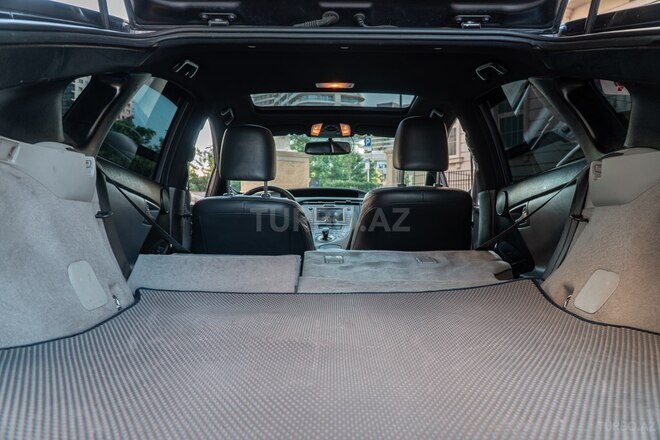 Toyota Prius-17