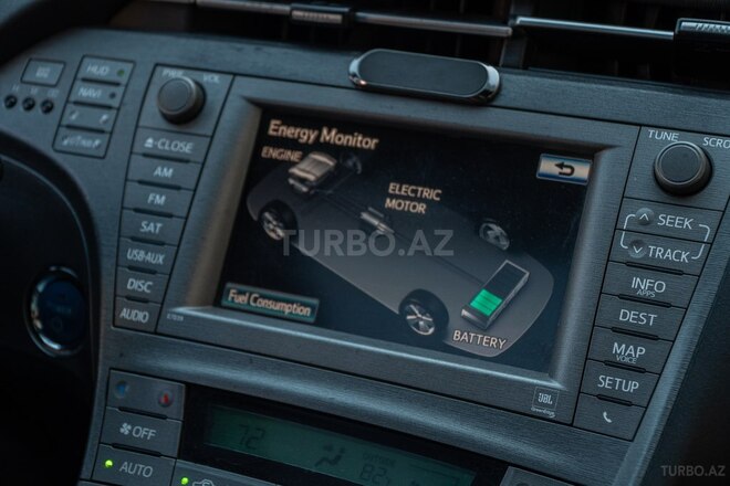 Toyota Prius-20