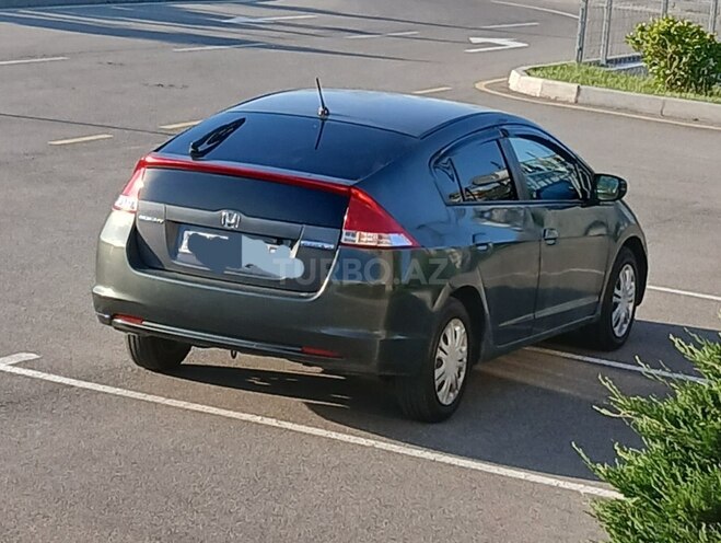 Honda Insight-2