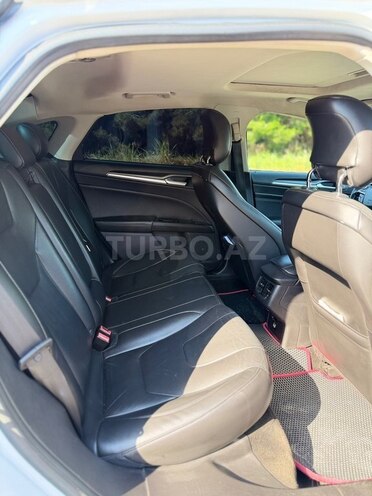 Ford Fusion (North America)-6
