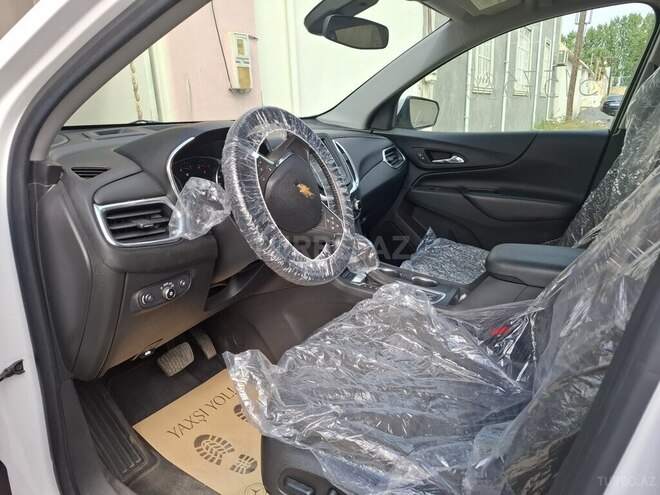 Chevrolet Equinox-7