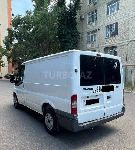 Ford Transit-7