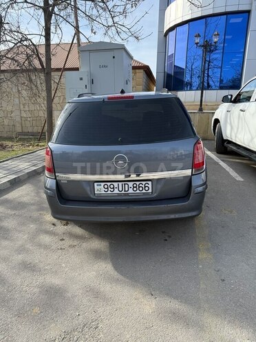 Opel Astra-2