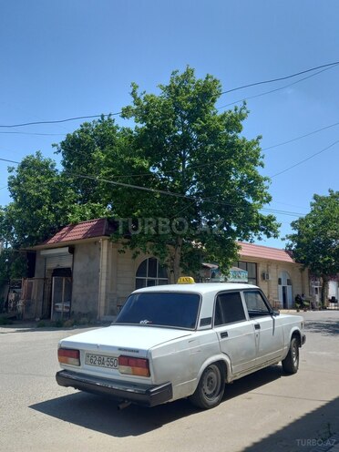 LADA (VAZ) 2107-3