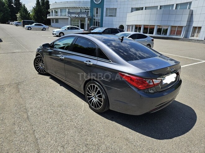 Hyundai Sonata-7