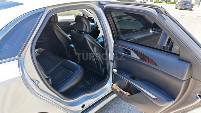 Lincoln MKZ-15