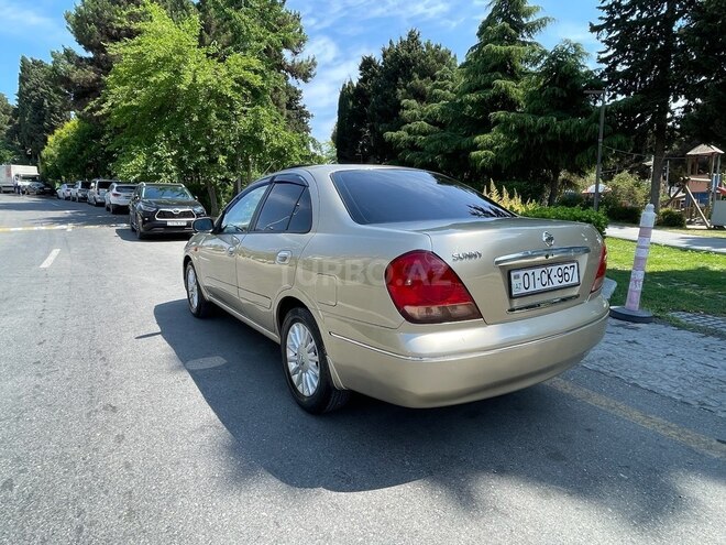 Nissan Sunny-6