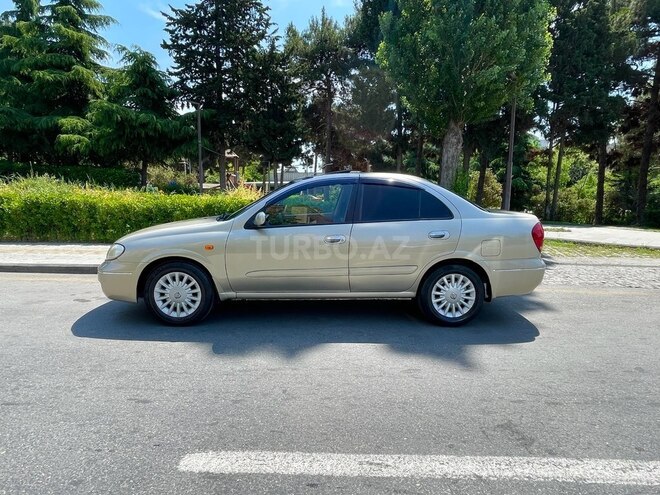 Nissan Sunny-3