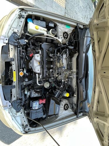 Nissan Sunny-13